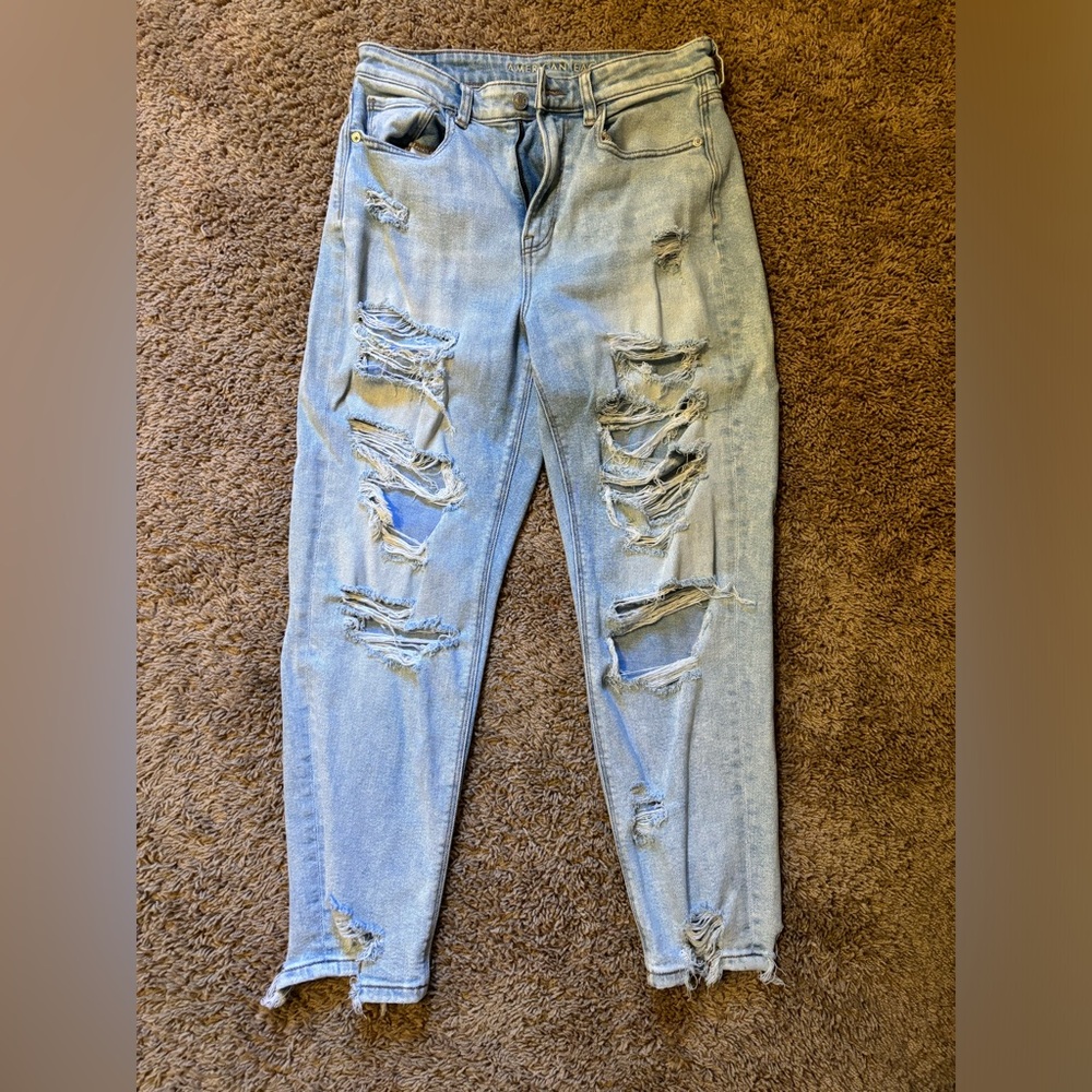 AE Boyfriend Jeans